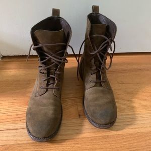 Frye Suade Fatigue combat boot